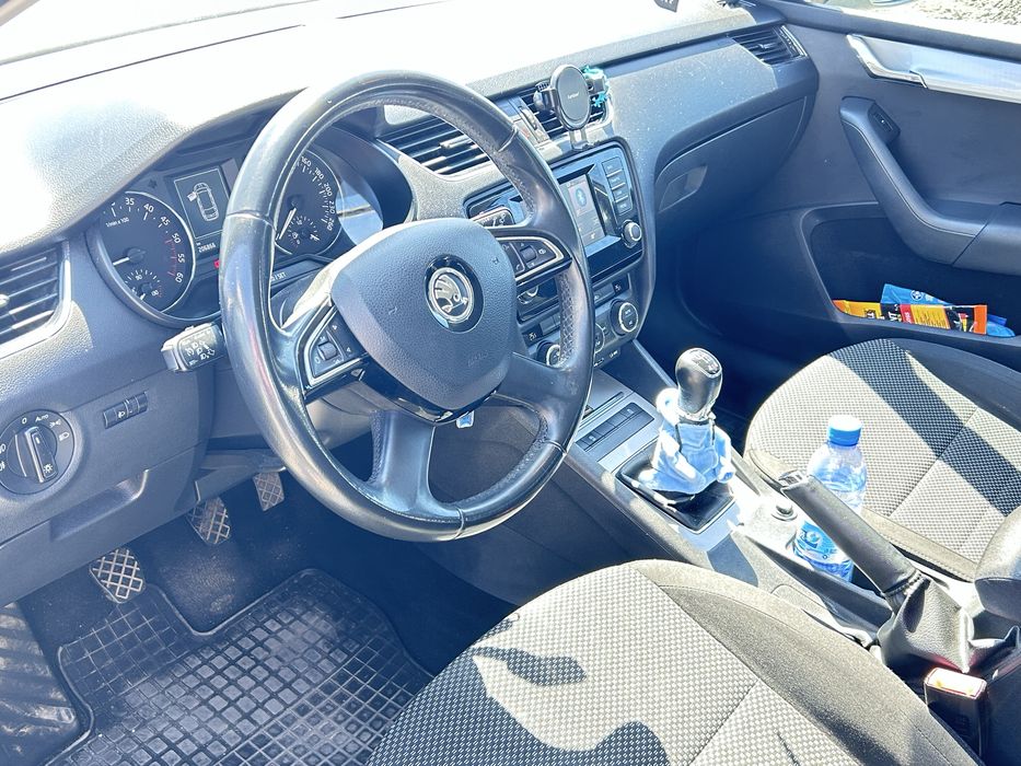 Шкода Октавиа 2015