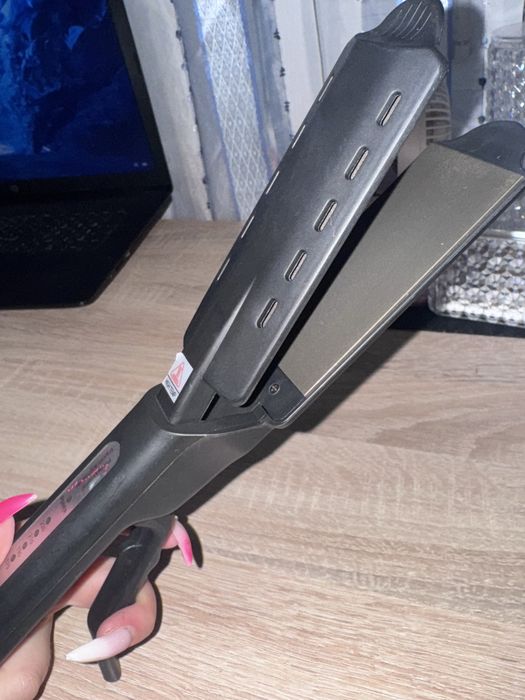 Преса за изправяне на коса