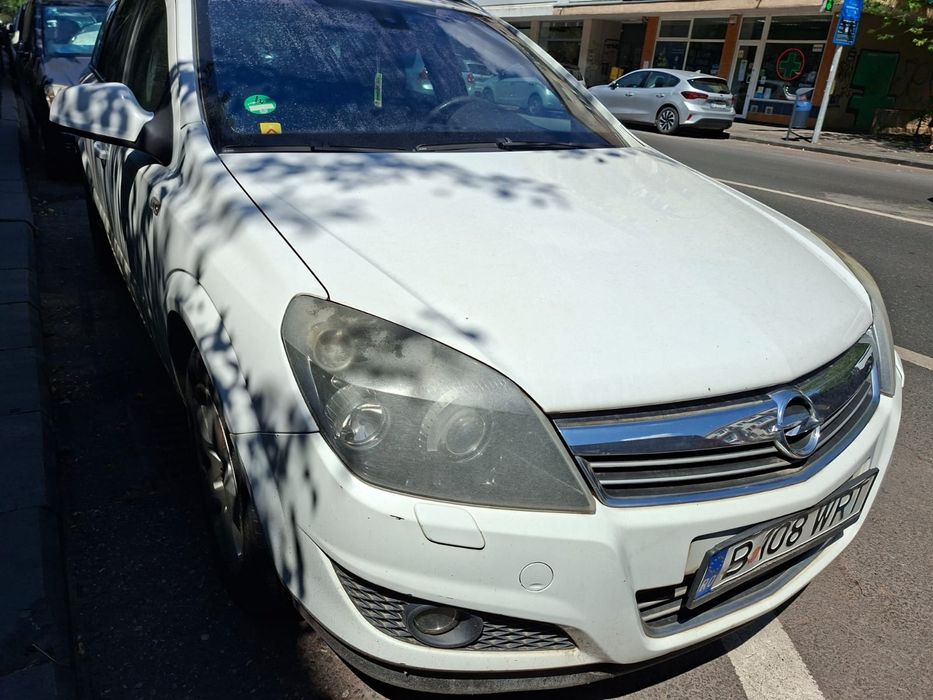 Vând Opel Astra break