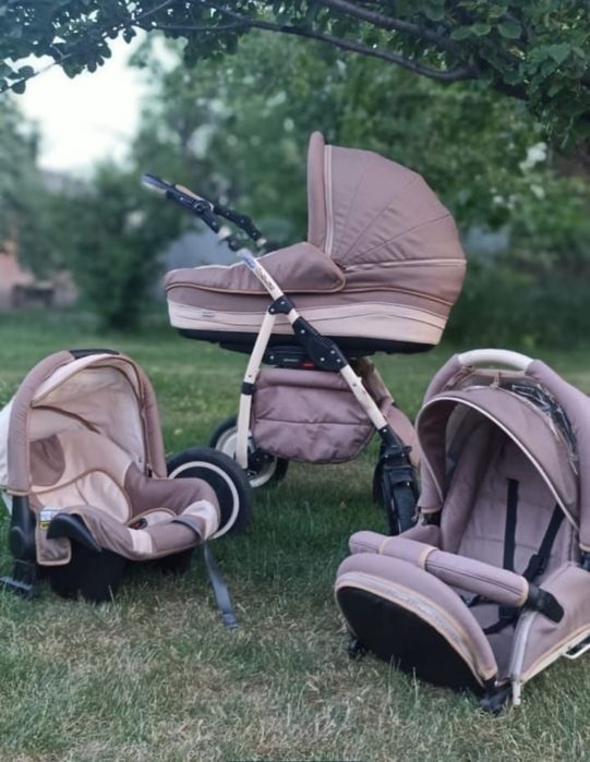 Коляска Adamex 3 в 1