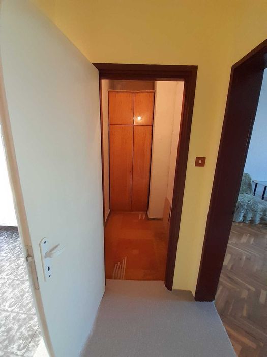 Продава се Тристаен апартамент в Варна, Младост 2 - 68 кв.м за 1587 €/кв.м - Снимка #13