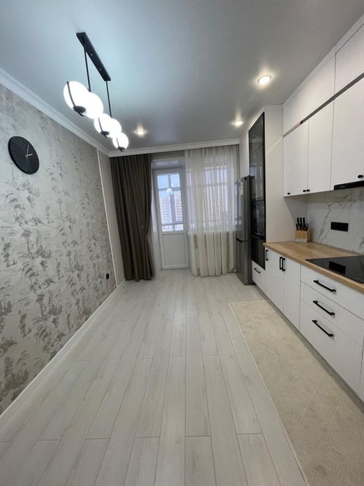 Продам 3 х ком. Новостройка