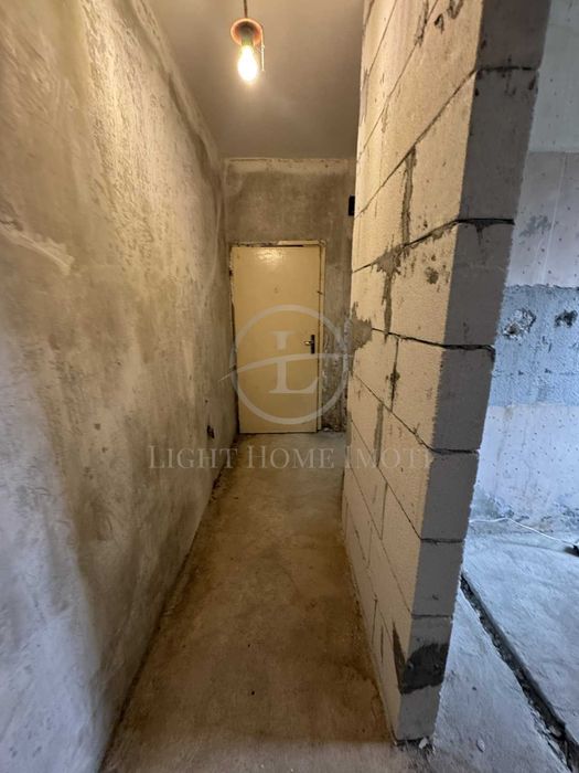 Реф. 3468 Едностаен преустроен в Двустаен Тракия ТЦ Аримаг