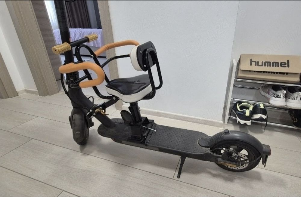 Trotineta electrica cu scaun copil(optional)