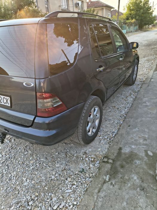 Мерцедес   ML270
