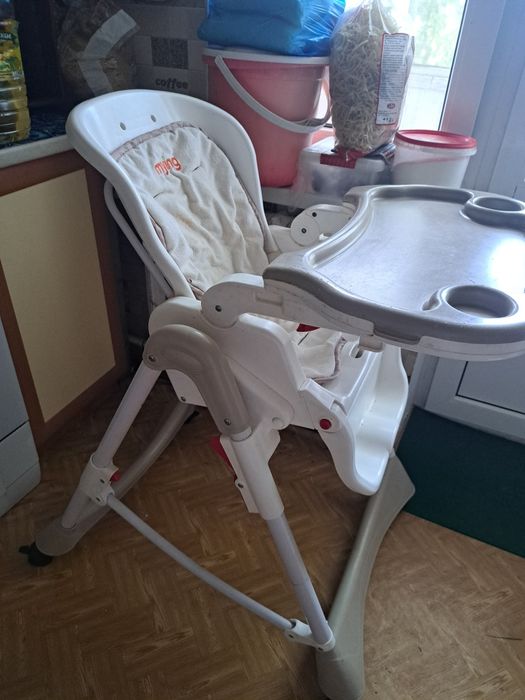 Стол для кормления