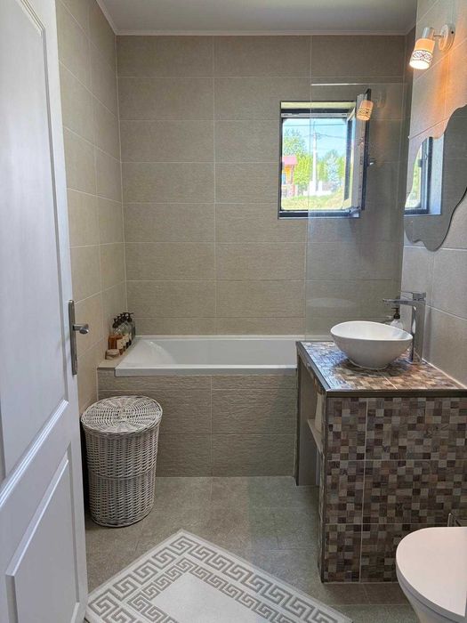 DE VANZARE - Apartament 3 CAMERE - ZONA UNIRI