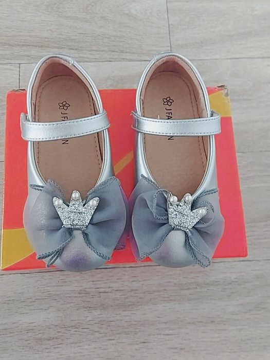 Детская обувь,для девочек