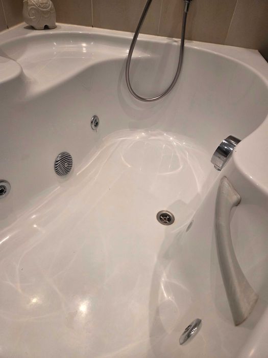 Ъглова хидромасажна вана джакузи Ravak-Rosa 150 см x 105 см