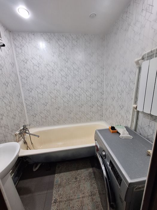 Продаётся 2 комн квартира в 4мкрне