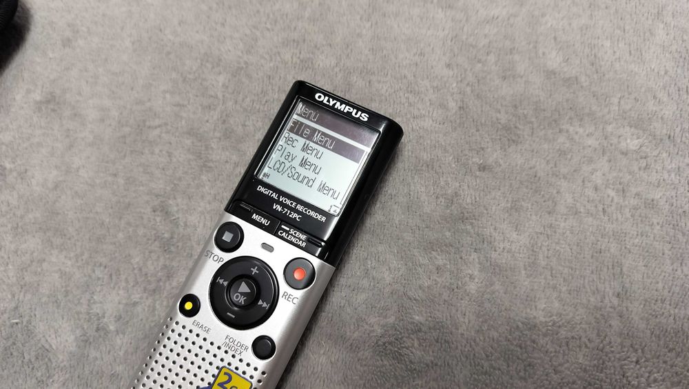 Reportofon Olympus VN-712PC Voice Recorder with 2GB si slot card