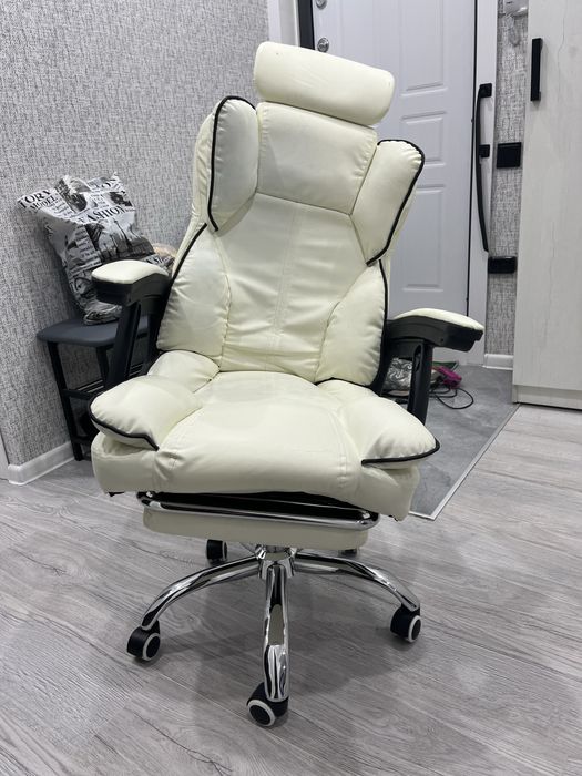 кресло с дефектом