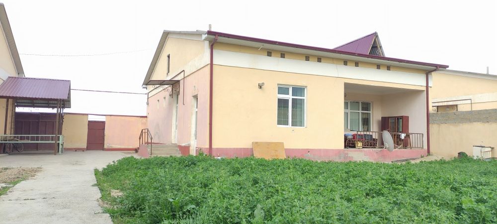 Ёйилма котеж сотилади