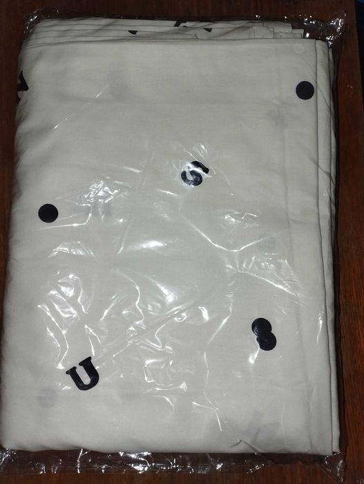 Простынь с наволочками