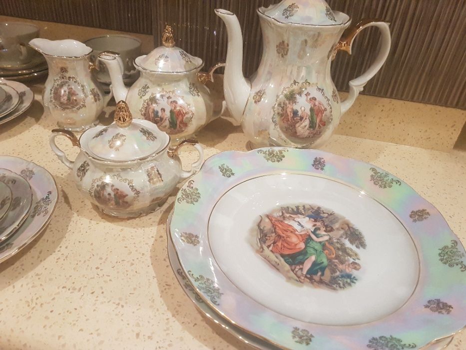 Набор посуды Мадонна