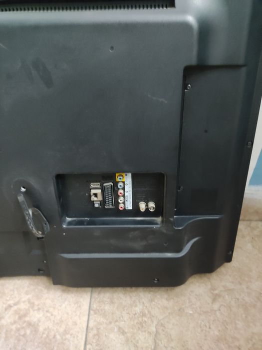 Телевизор LG ОТС диагональ 106