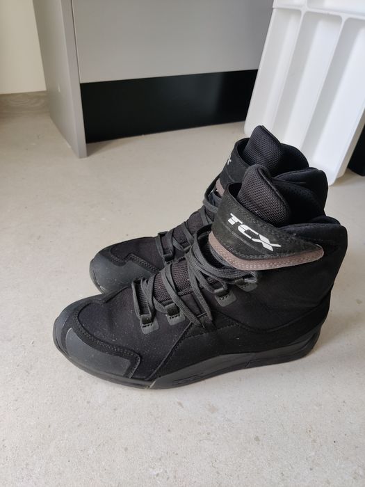 Vand Ghete Moto TCX District Wp