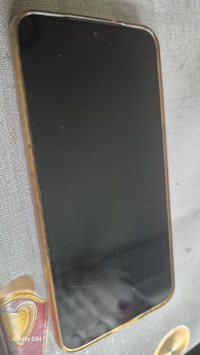 Samsung s 23  utilizat. Prezinta mici uzuri. Perfect functional.