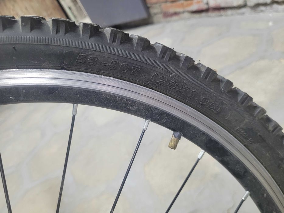 Продавам детско колело