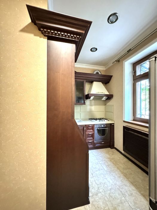 СРОЧНО !! Продается 3-х комнатная квартира