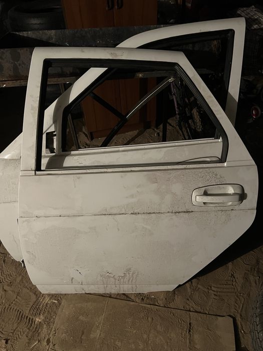 Продам двери на приору