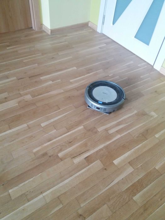 Прахосмукачка робот Мидея / Midea MR111 безжична