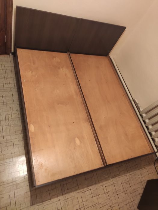 Деревяные кровати