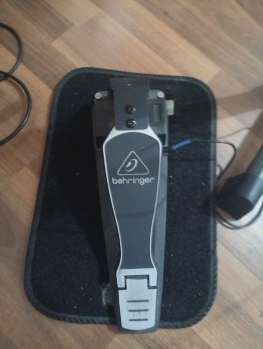 Toba electrica behinger XD80USB