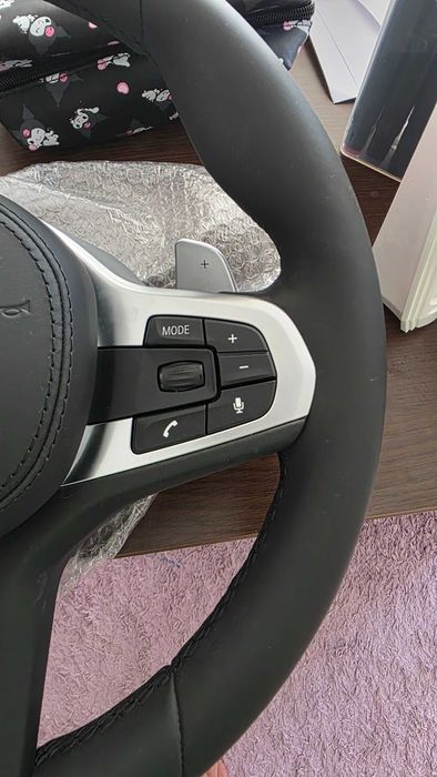 BMW M волан G30 G01 G02 G31 G11 с отопляеми вибрационни лостчета