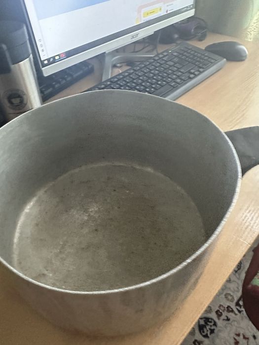 Продам кастрюли