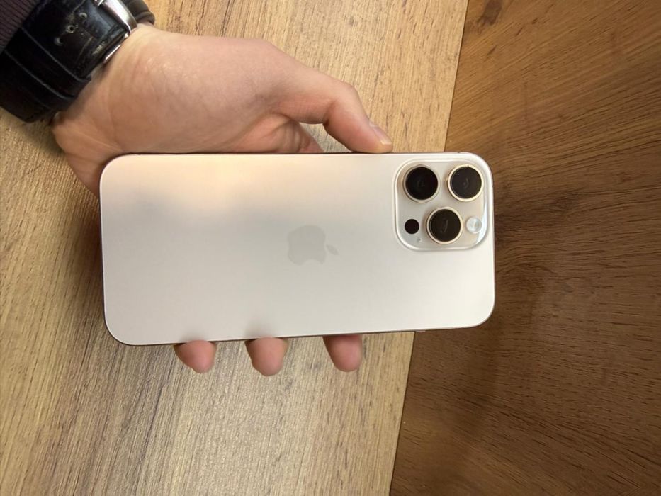 Продам iphone 16 pro max 256,100