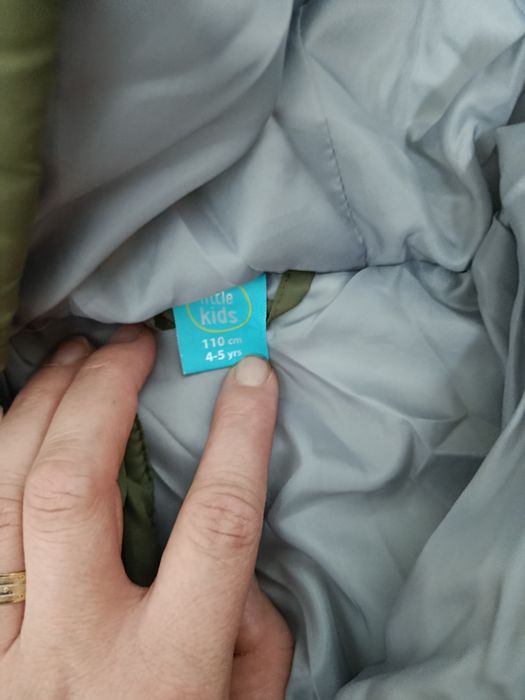 Geaca băiat în stare foarte buna