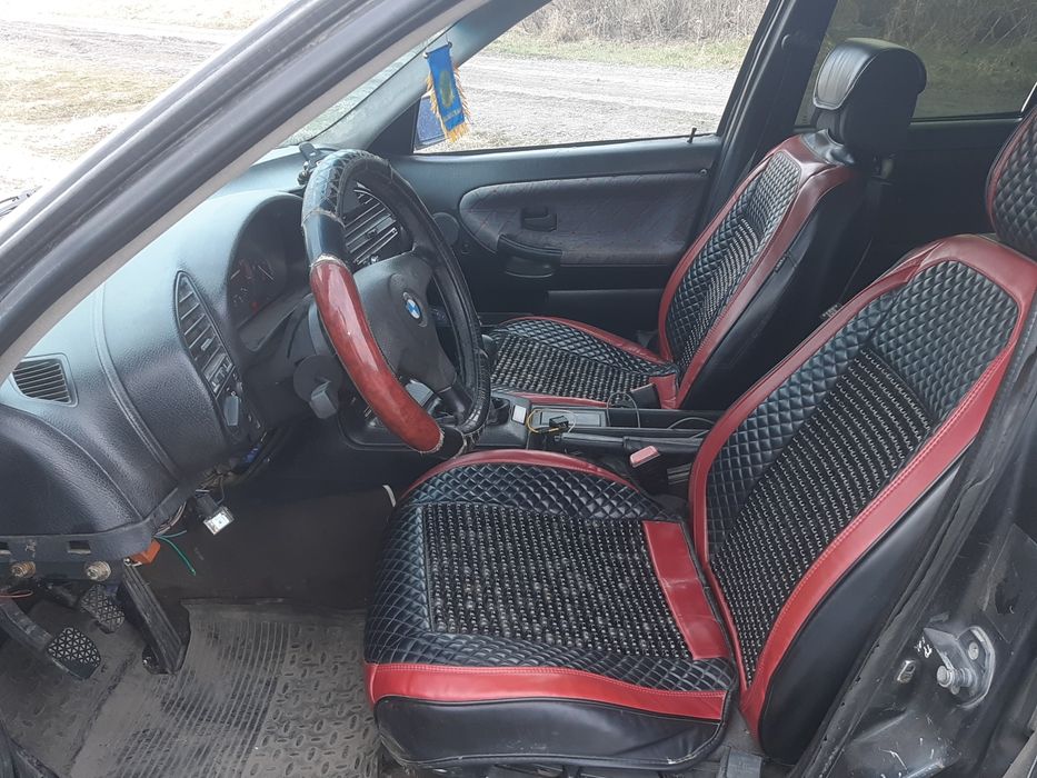 Продам БМВ е36 1.8