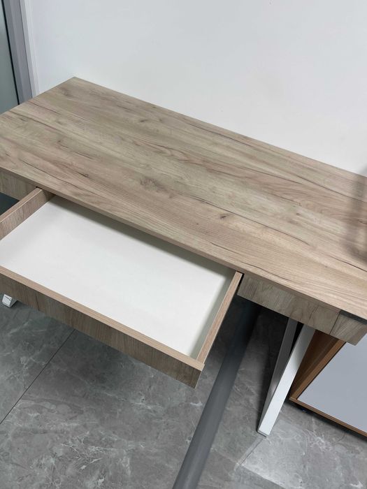 Стол письменный AIKO EVA