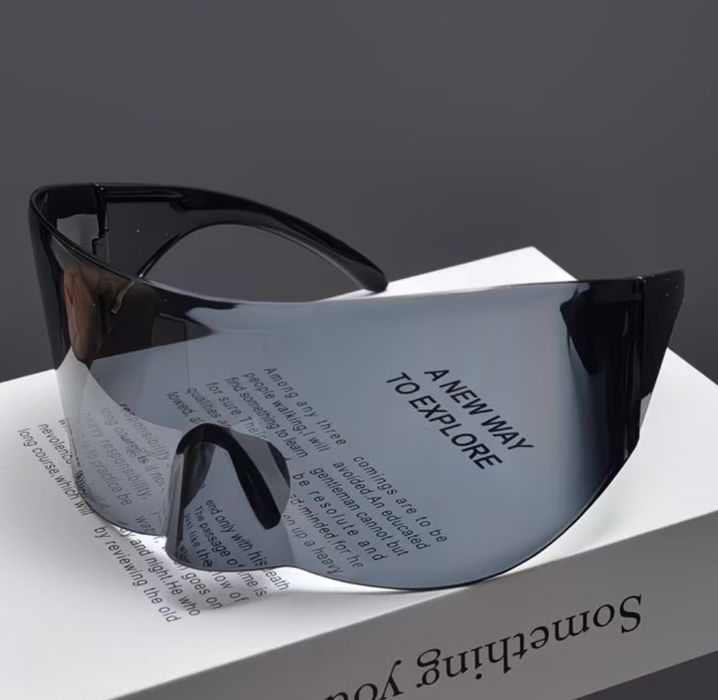 Balenciaga чёрные очки