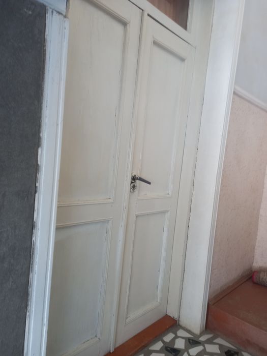 Эшик ром сотилади срочно