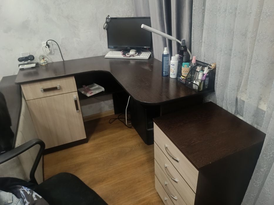 Стол ученический