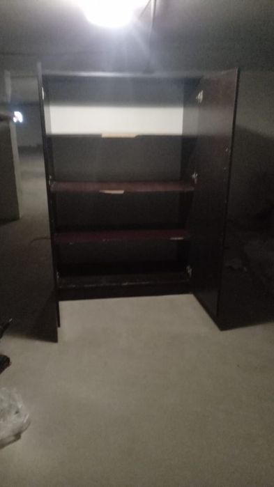 Продам.      шкаф