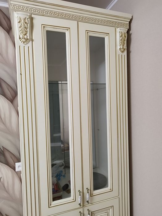 Продам шкаф 60000