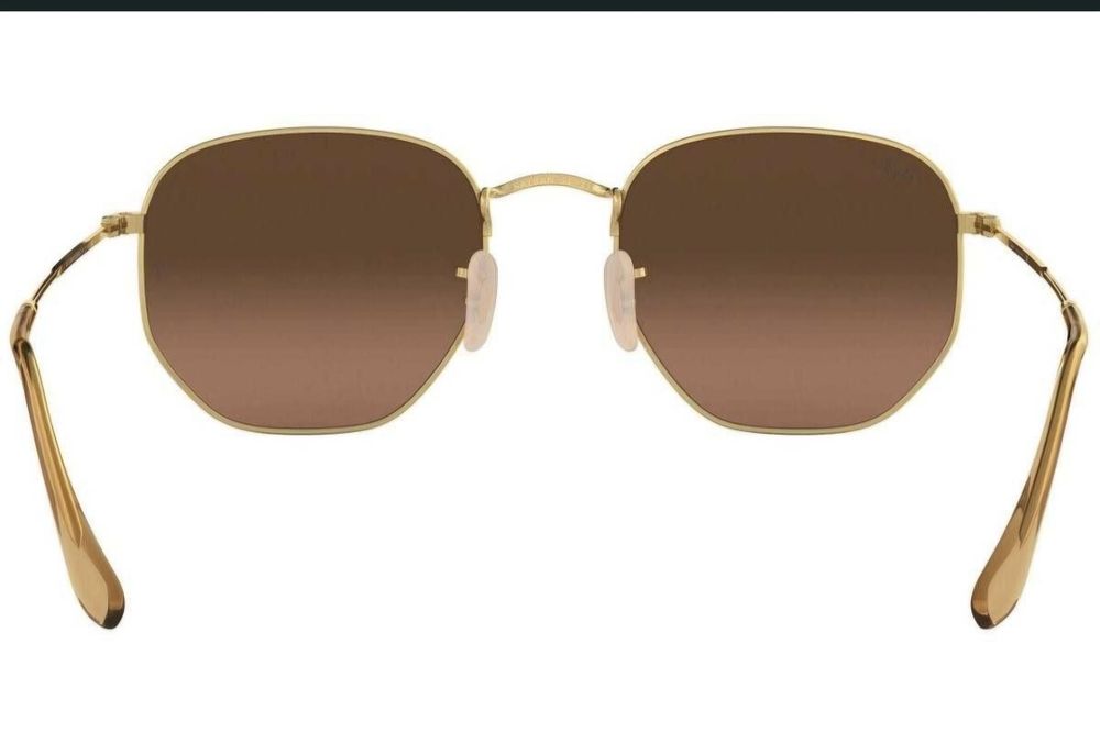 Чисто нови слънчеви очила Ray-Ban
Hexagonal