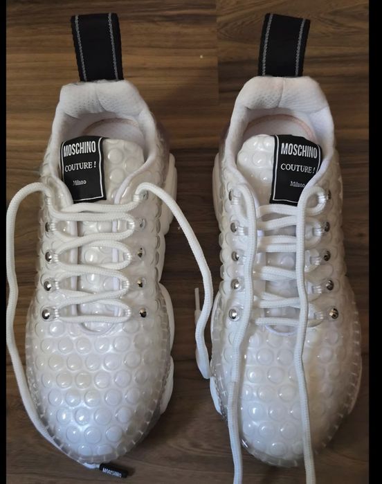 Оригинални Дамски Сникърси Love Moshino