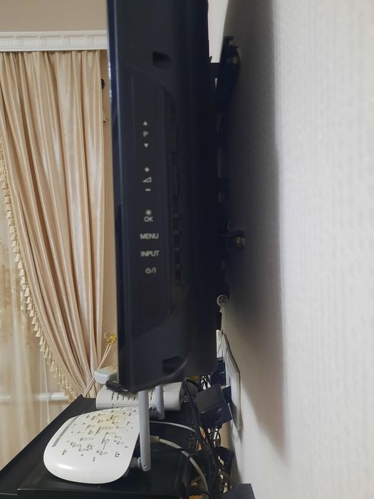 Продаются ковёр и тв