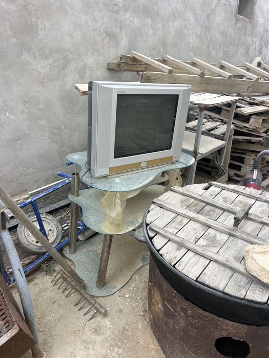 Телевизор подставкасымен