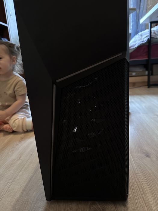 Корпус для ПК ATX