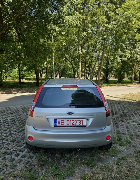 Fiesta Edition 1.3 benzină  Pe lanț  158400 KM  import recent germania