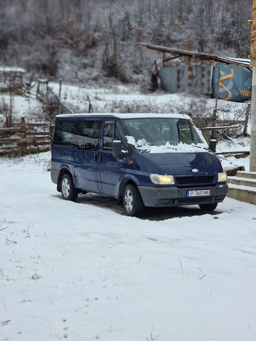 Ford transit 8+1