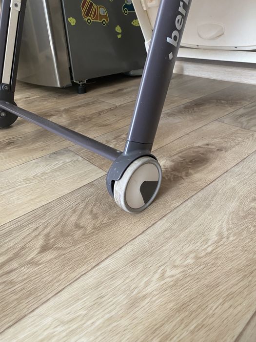 Продам стул для кормления