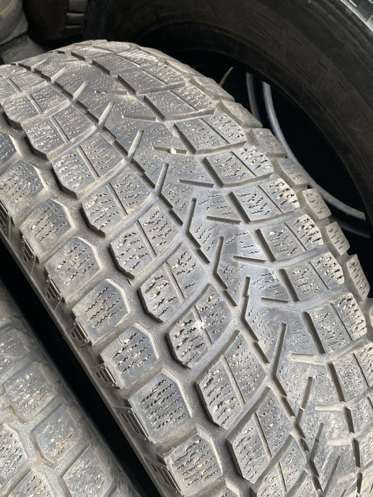 Продам шины Maxxis 265/65R17