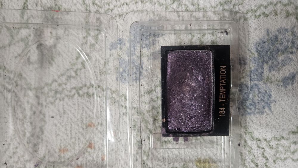 лот от гримове тестери