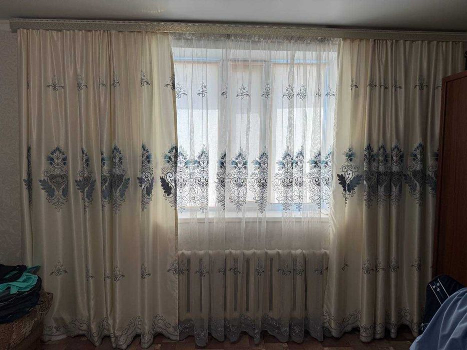 шторы и тюль в отличном состоянии